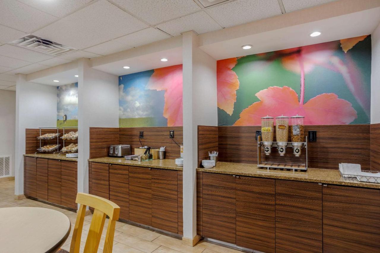 Comfort Inn & Suites Mt Laurel-Philadelphia Mount Laurel Exterior foto