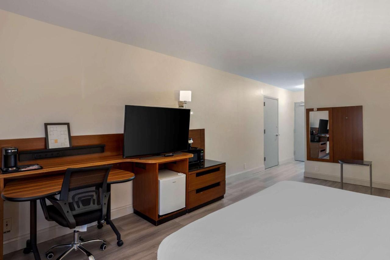 Comfort Inn & Suites Mt Laurel-Philadelphia Mount Laurel Exterior foto